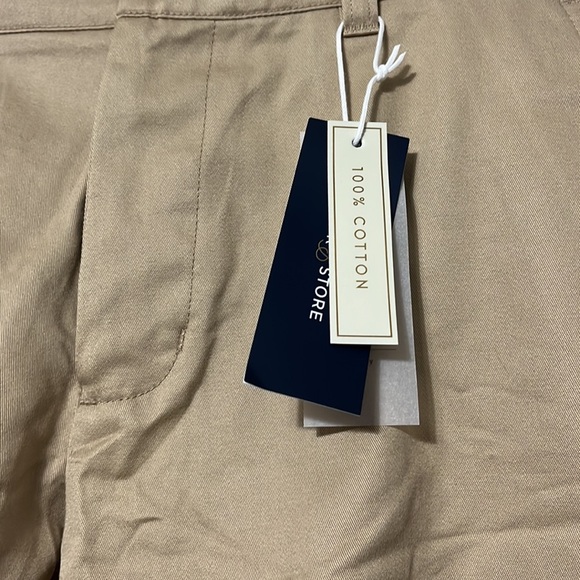 Tailor Store Mens khaki shorts NWOT - Picture 2 of 3